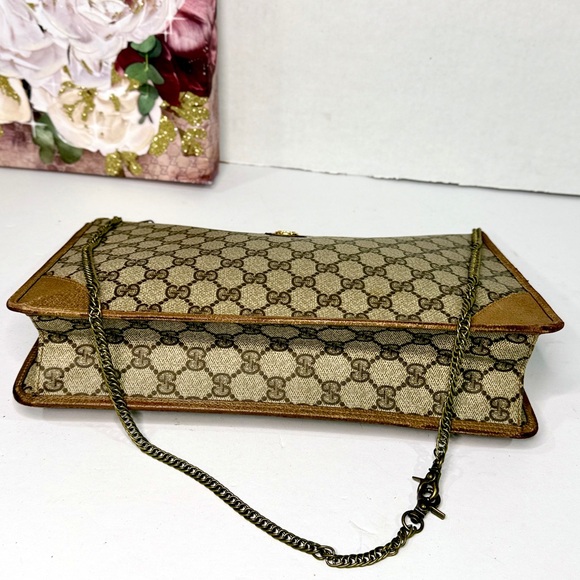 GUCCI GG Monogram Large Clutch - Picture 8 of 13